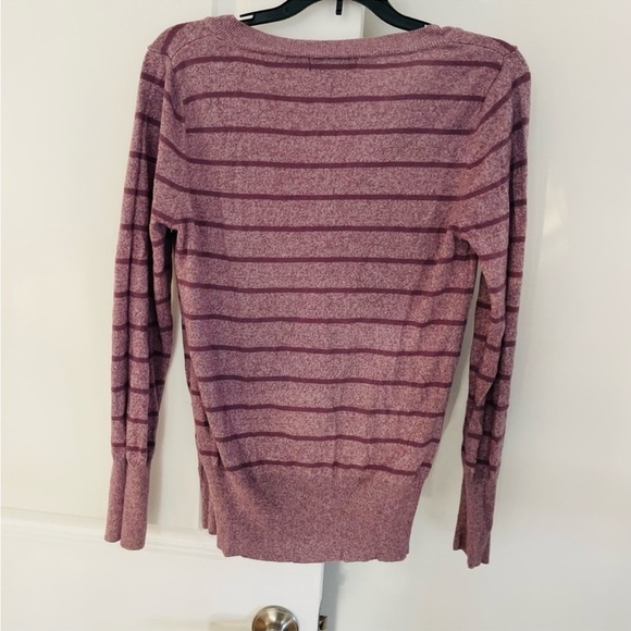 Mossimo V-Neck Striped Sweater Purple Size L - Picture 8 of 10